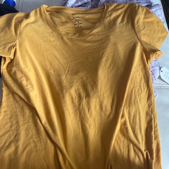 Yellow, loose fitting shirt - Picture 1 of 3